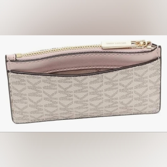 Set for Both: MK Mercer, Leather Crossbody Bag AND the Jet Set Wallet - Picture 6 of 11